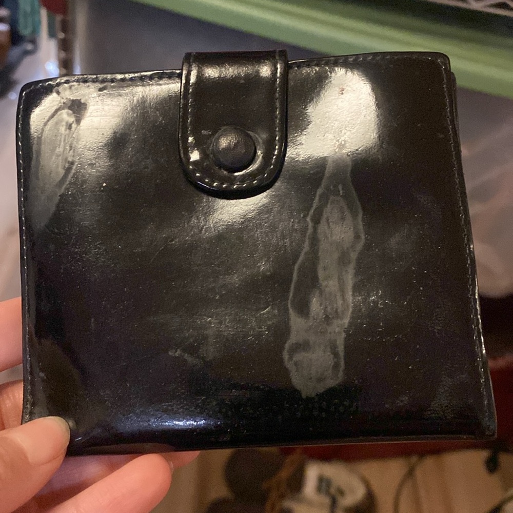 Chanel patent leather Wallet - Picture 2 of 9